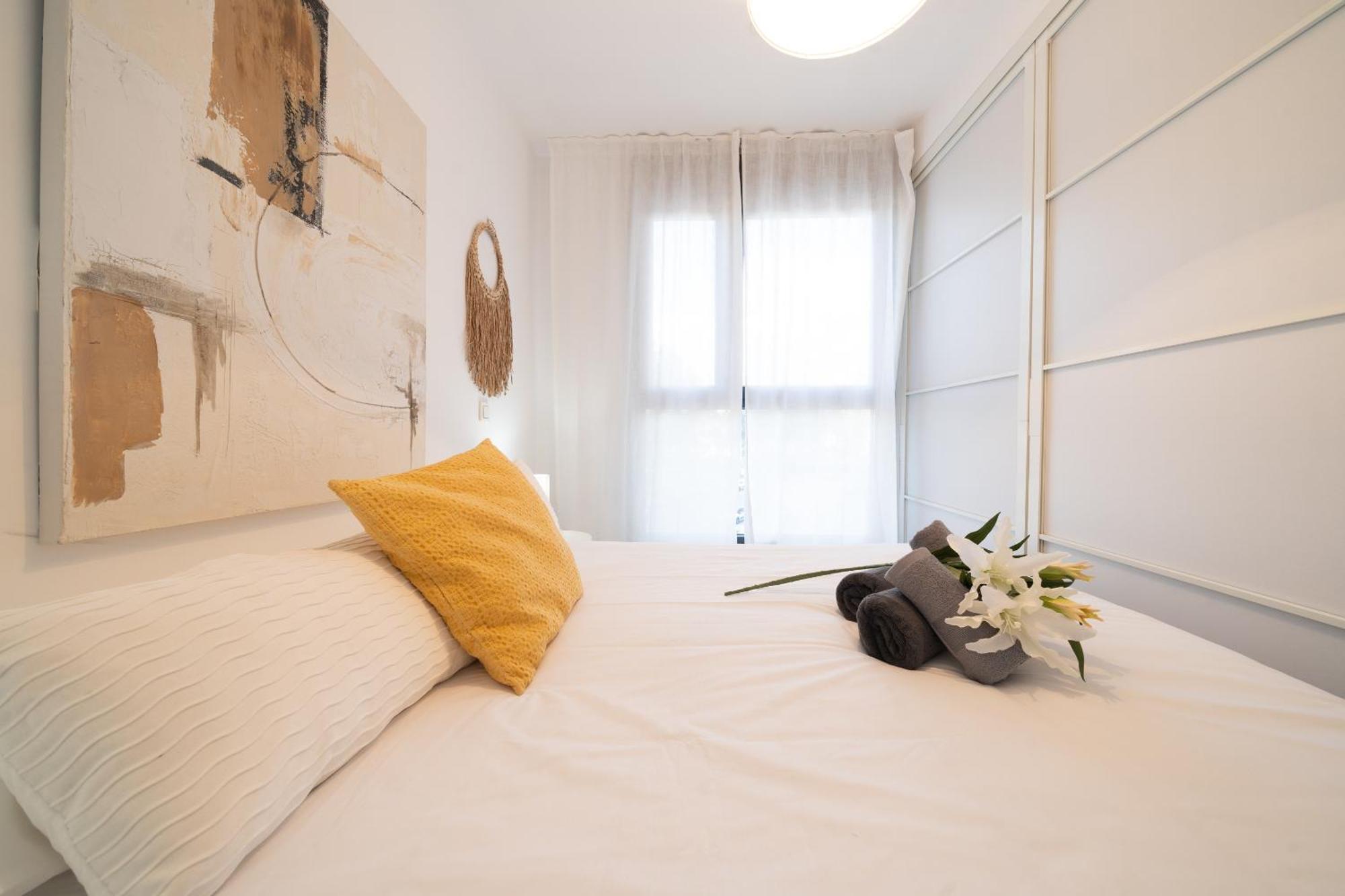 Xpce Urban 13 Skyline - Parking Free Malaga