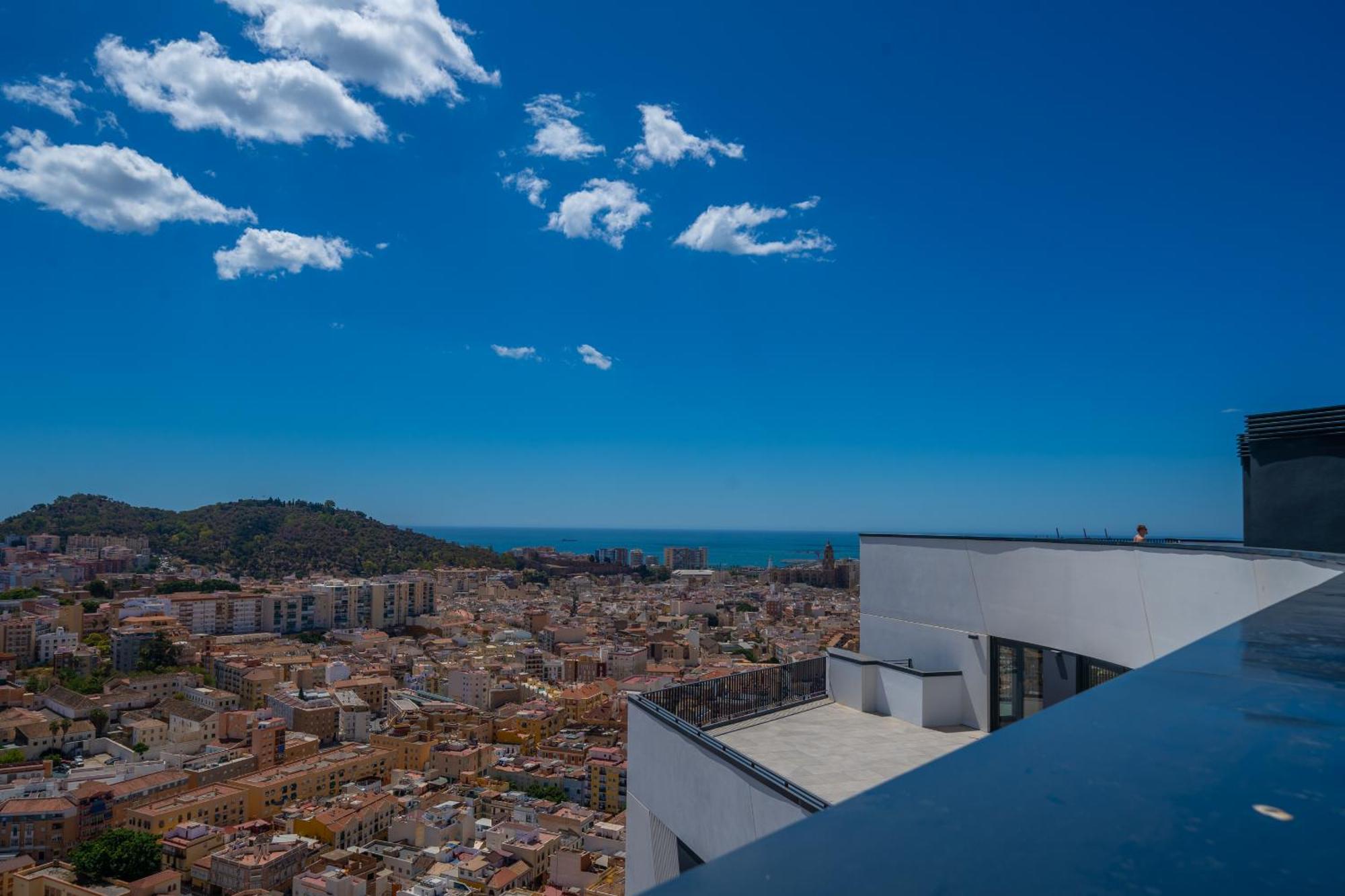 Xpce Urban 13 Skyline - Parking Free Apartment
